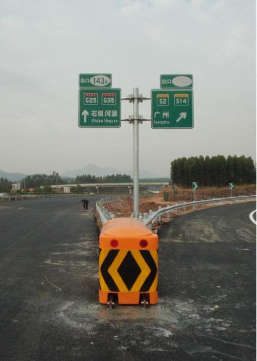 大同平城区导向防撞垫